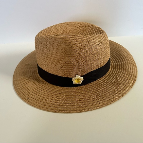 Plumeria White and Yellow Hair Clip Hawaiian Flower (NWOT) - Picture 3 of 6